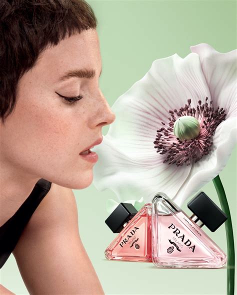 prada paradoxe advert actress
